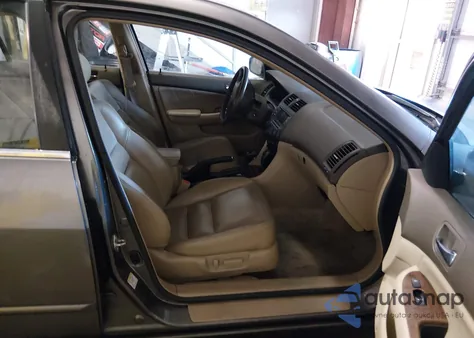 2006 Honda Accord 3.0 Ex z USA, uszkodzony, nr VIN 1HGCM66536A052170